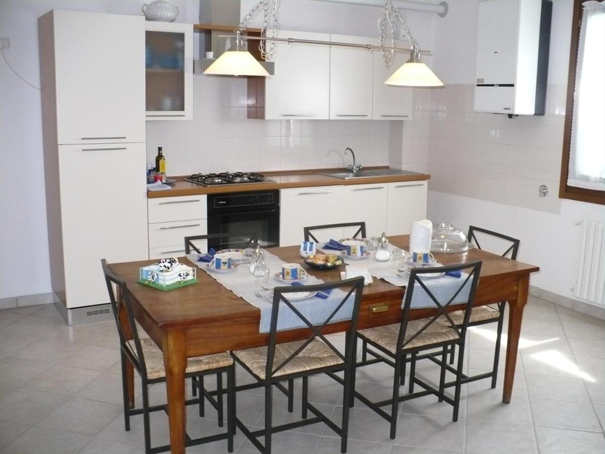 Solo Per Quattro - Housity