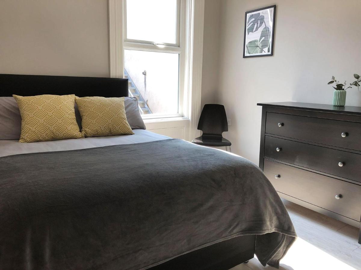 Wellesley Avenue - Housity