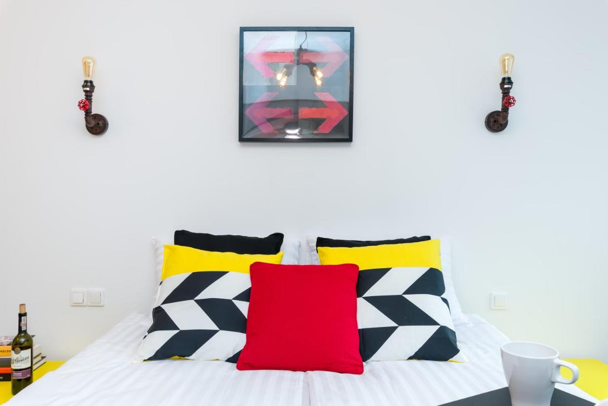 Sleepway Apartments - Red Metro - Housity