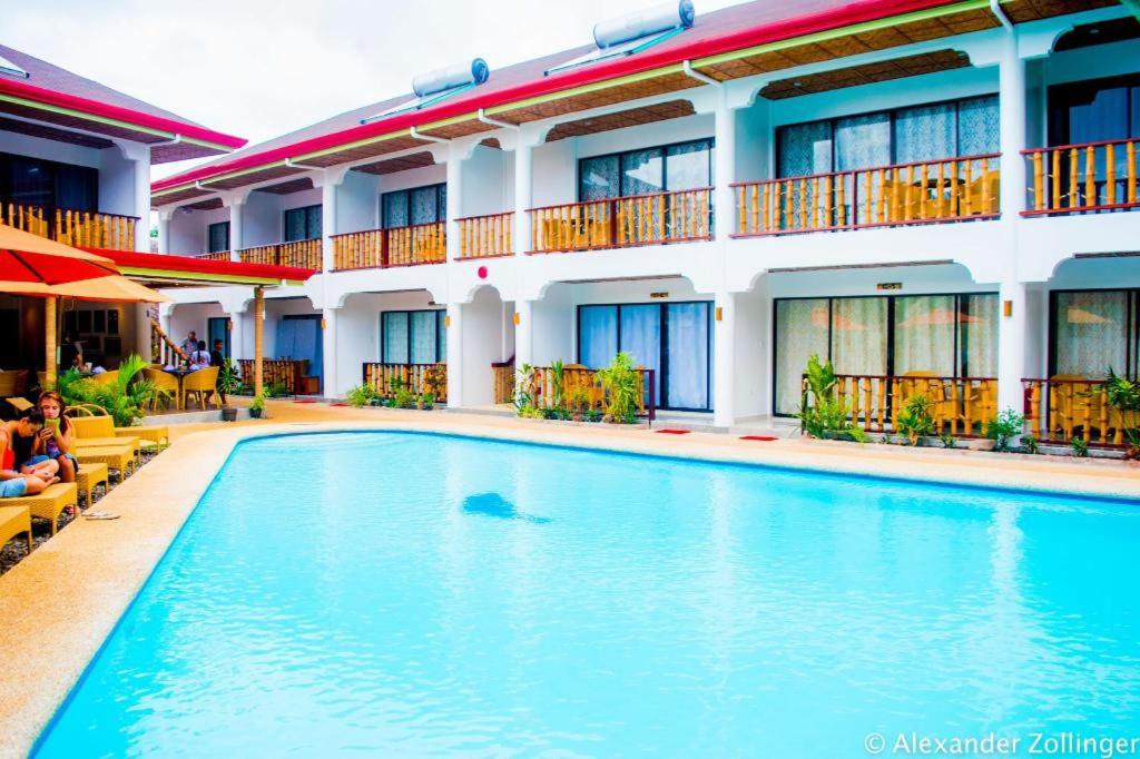 Alona Vida Beach Hill Resort - Housity