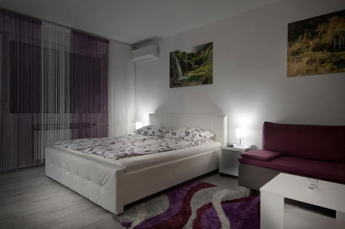 Studio Blue Ivy - Housity