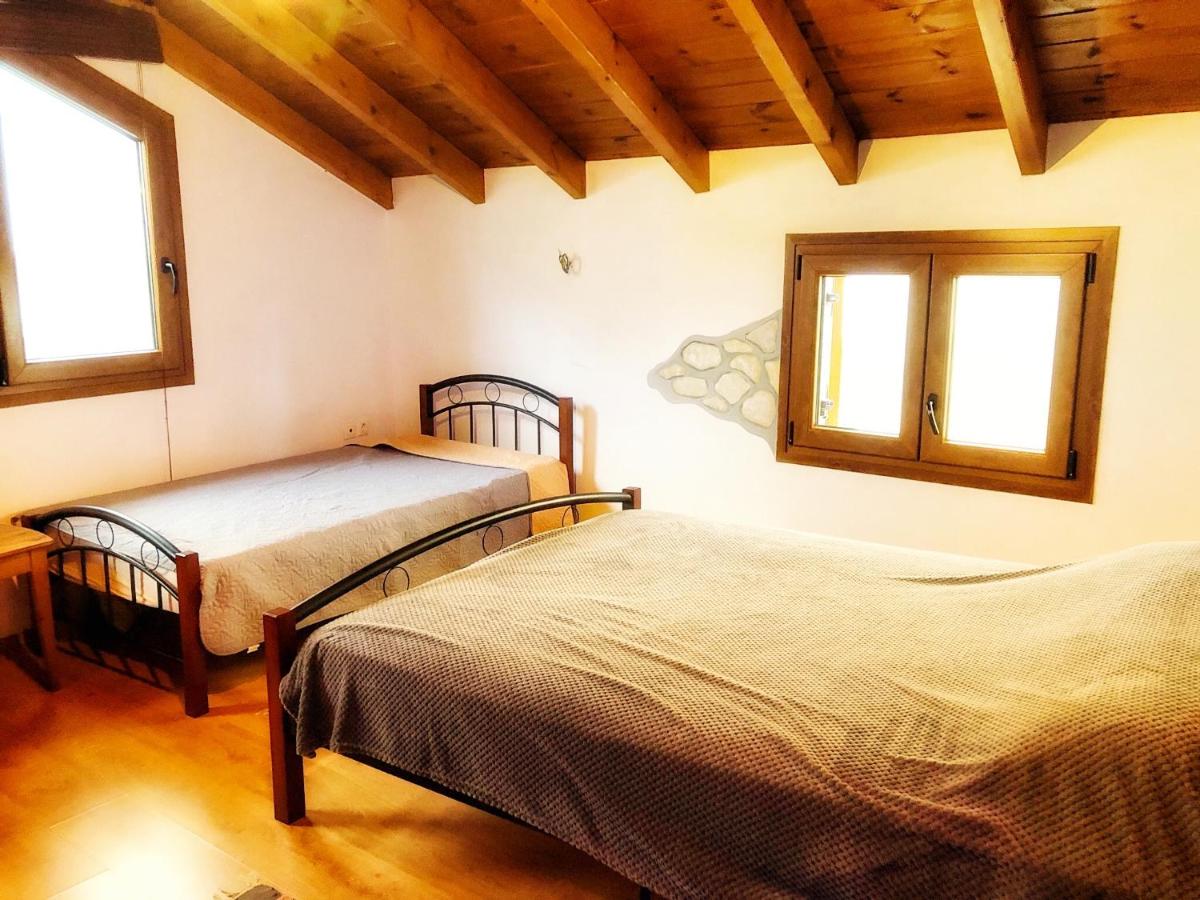 Suitetrails - Romantic maisonette in the heart of Pythagoreio LH door