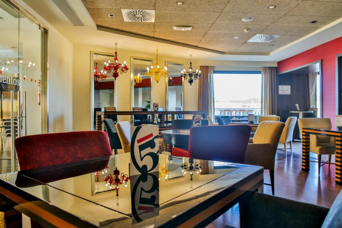 Zona de estar de Hotel 525