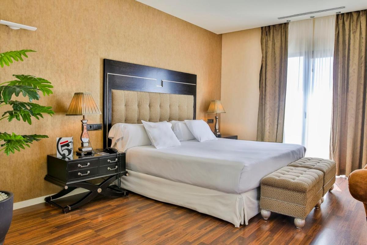 Cama o camas de una habitación en Hotel 525