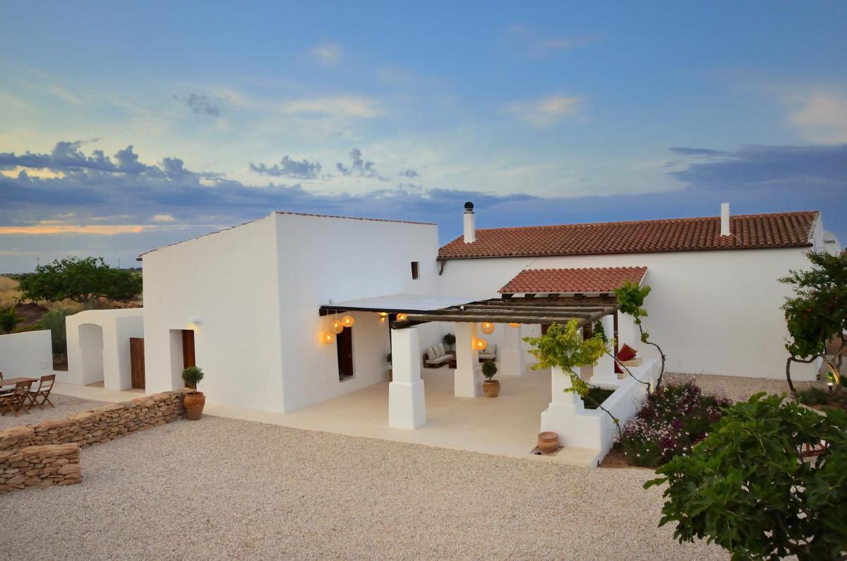 Villa Can Vicent Puig - Housity