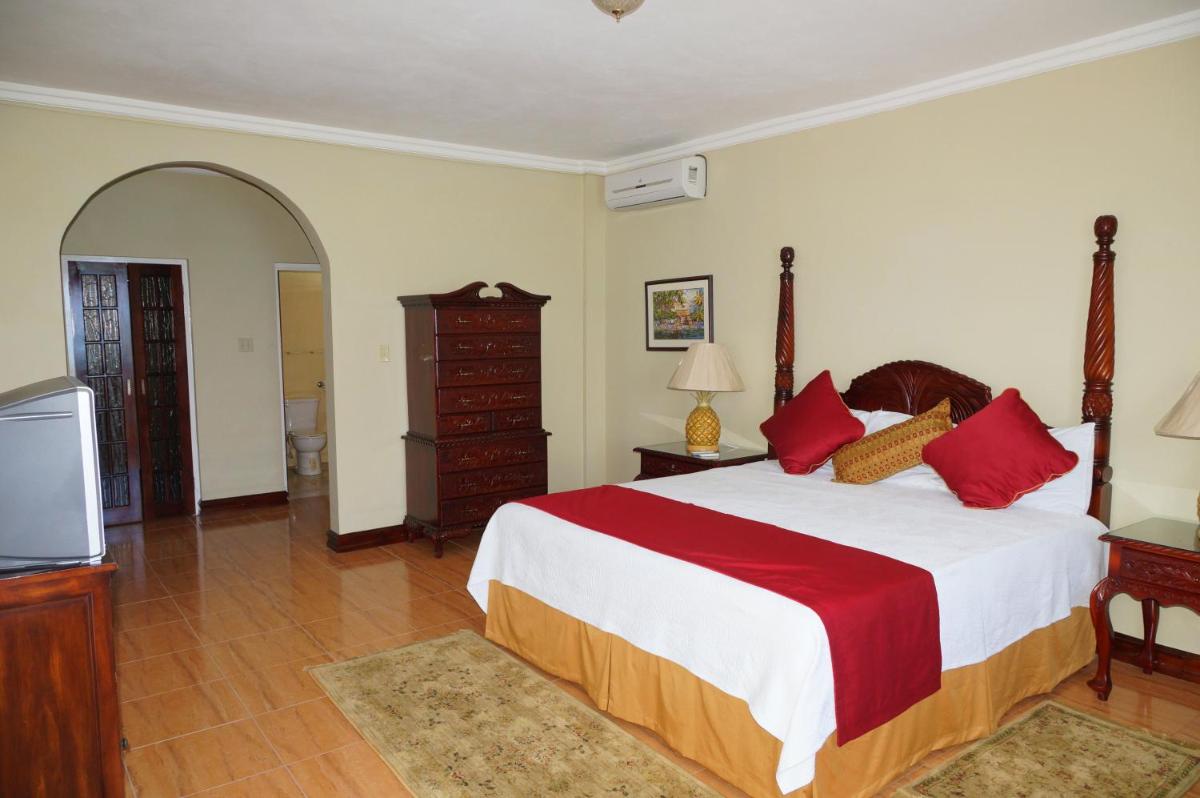 SeaGarden Beach Resort - All Inclusive - Housity