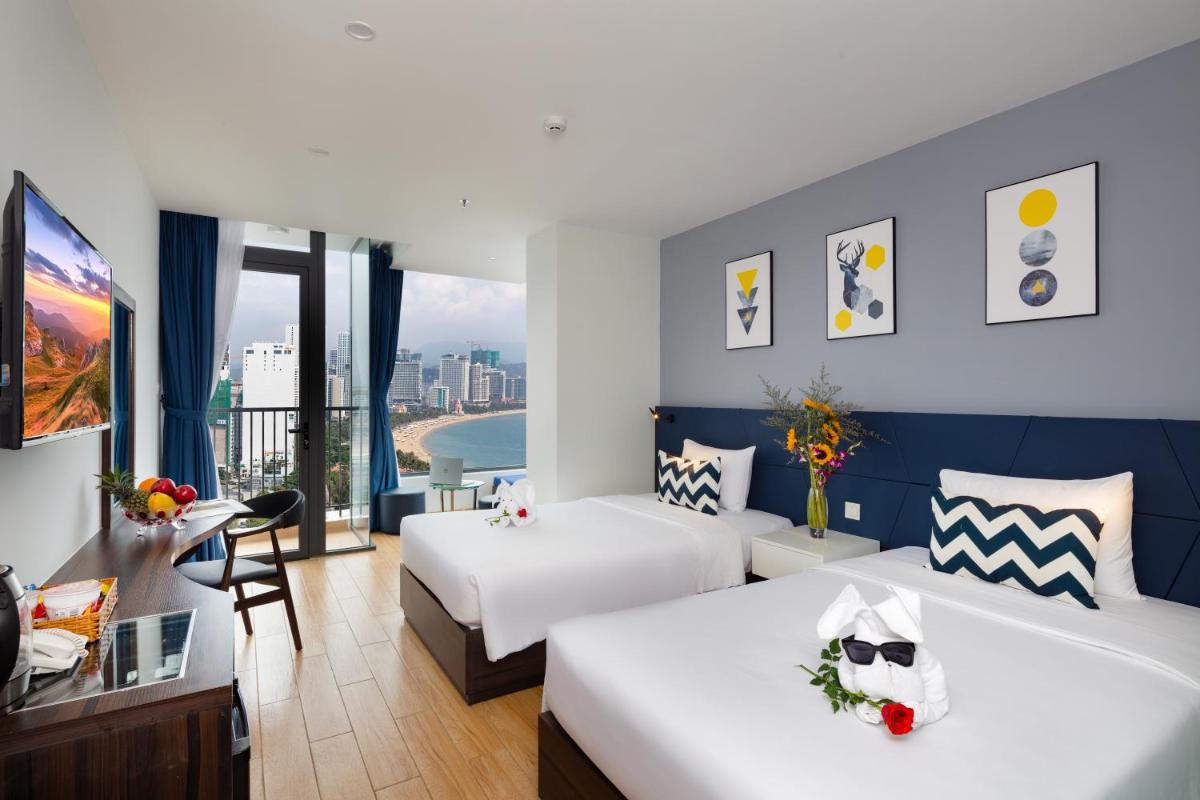 Crown Hotel Nha Trang - Hizvo