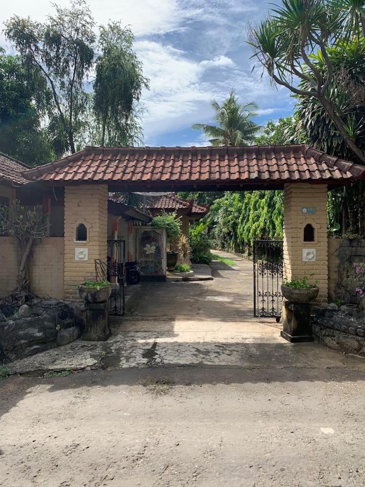 Bali Sea Breeze Cottage Ketut - Housity