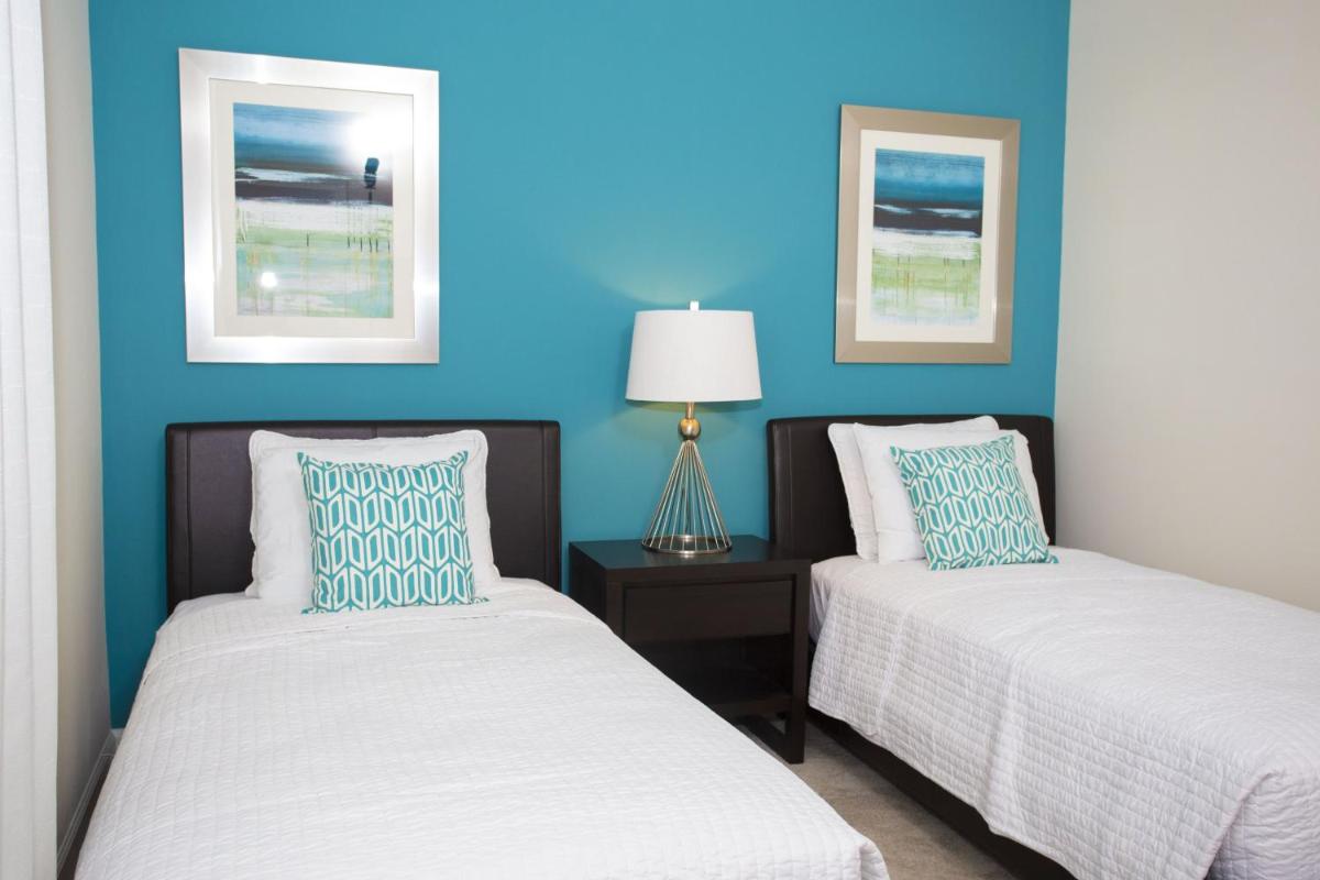 Charming townhouse at Serenity Resort near Disney - Housity