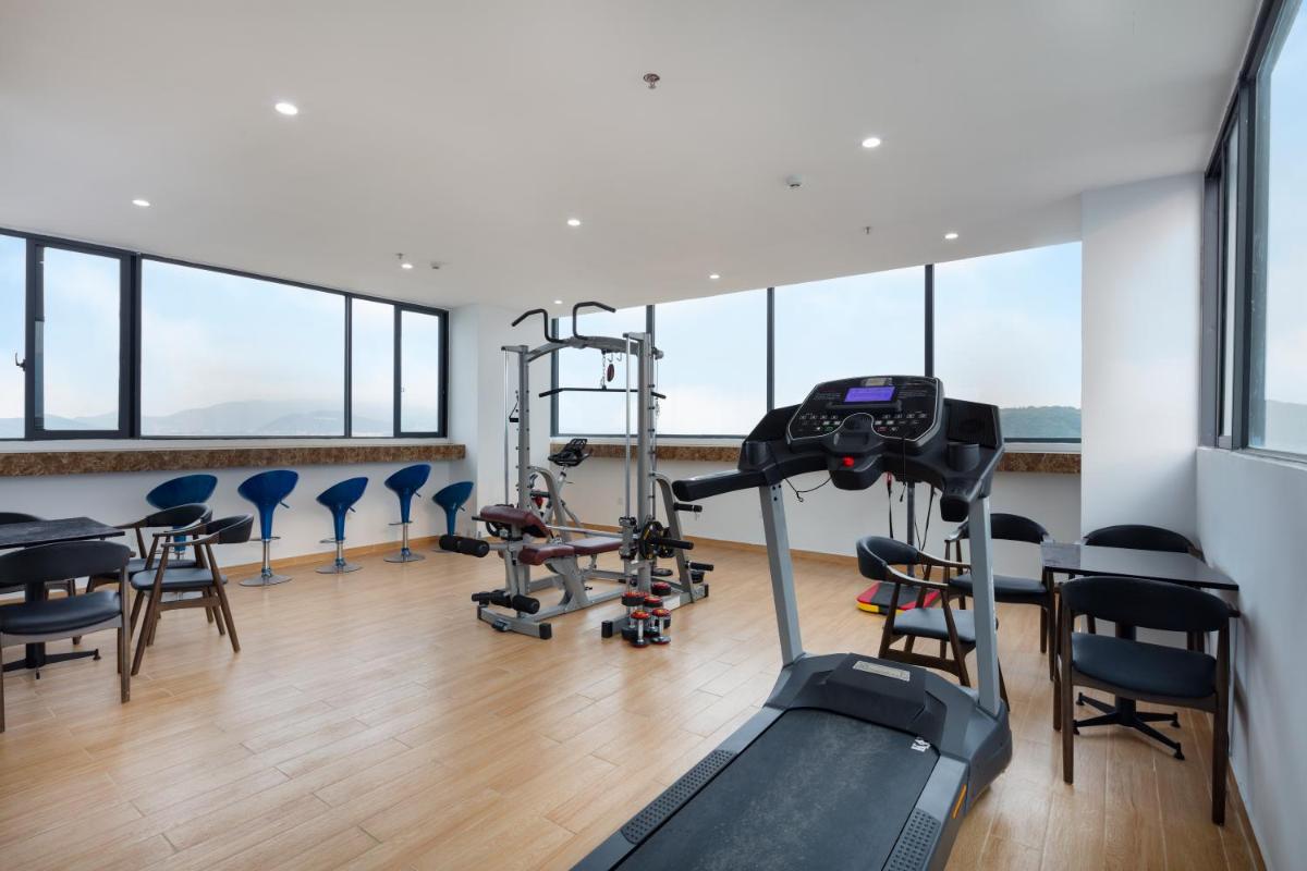 Crown Hotel Nha Trang - Hizvo