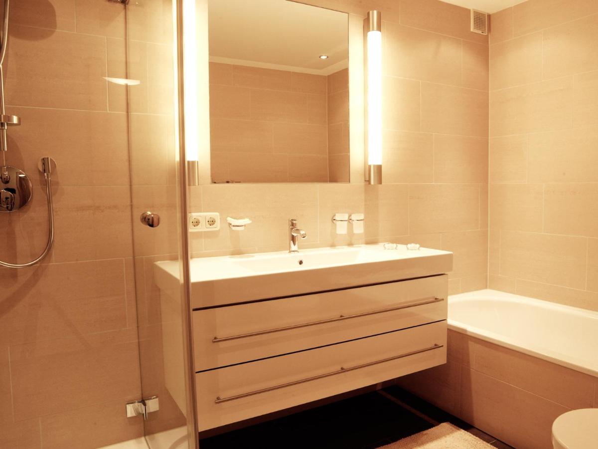 Pension Grissemann - Housity