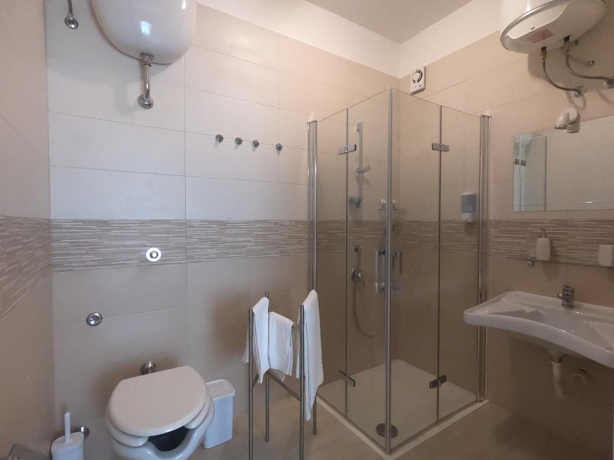 Lido Rosa Rooms Marina di Lesina - Housity