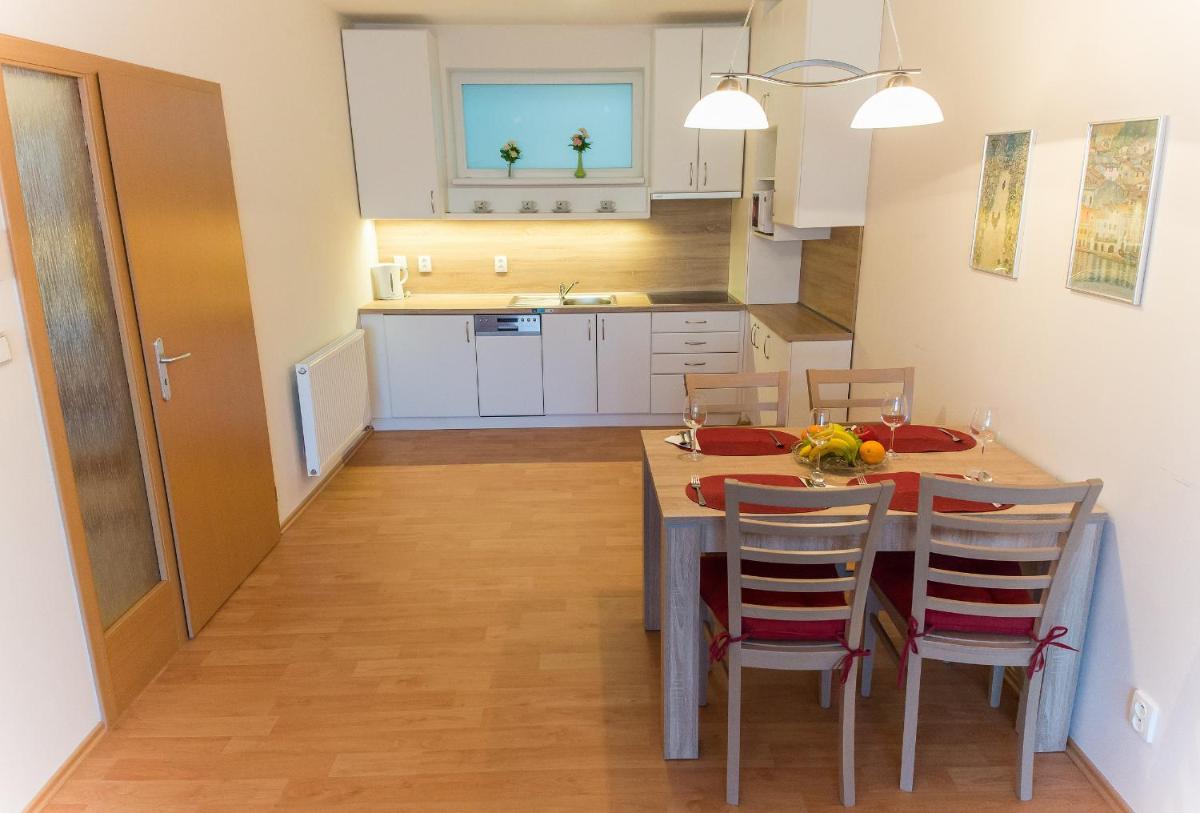 Apartmán U Lázní D22 - Housity