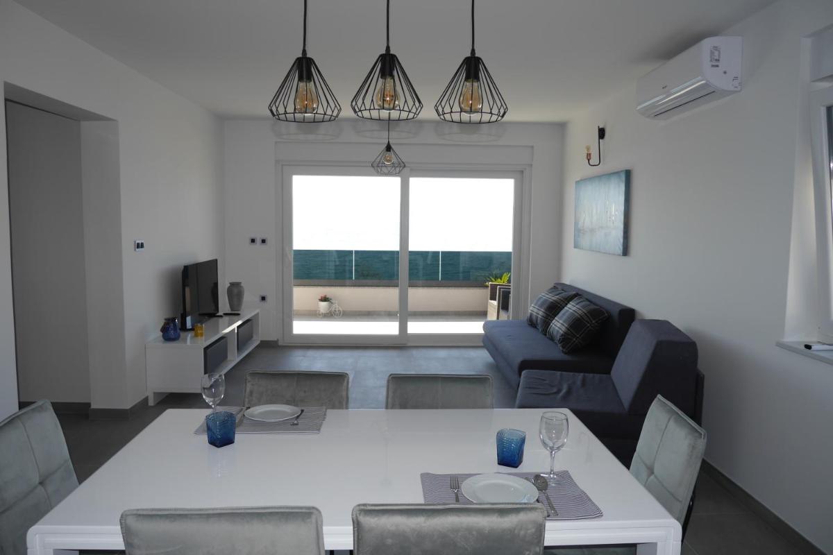 Luxury Apartments Beach - Housity