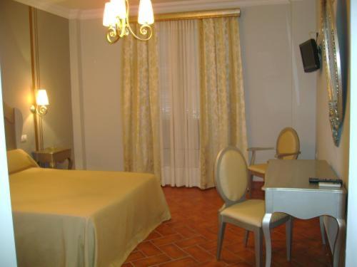 Santa Cruz - Housity