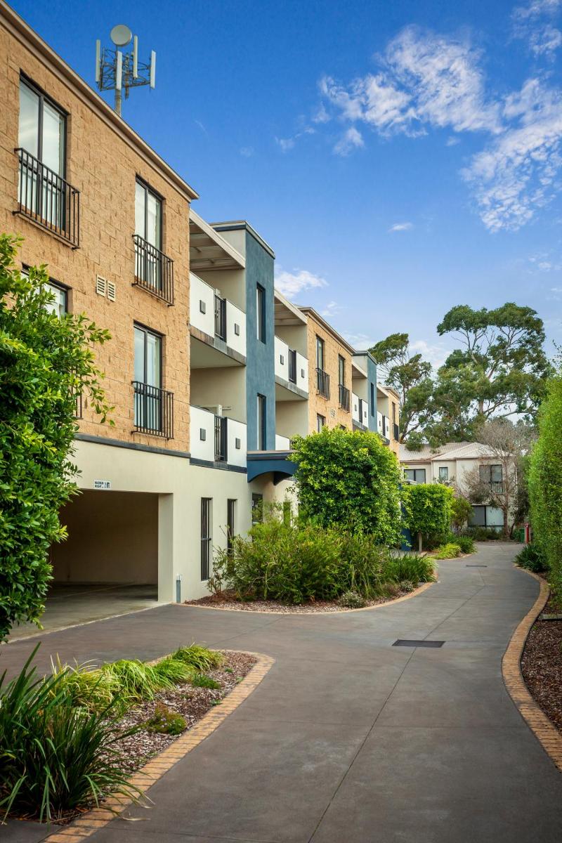 Oceanic on Thompson Apartments - Housity