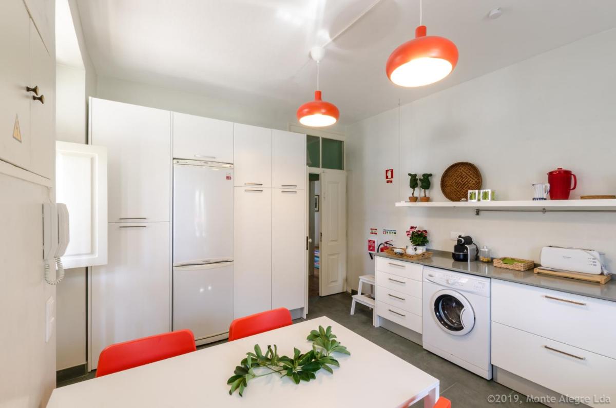 Casa do Tamariz, XIX century Beach House - Housity