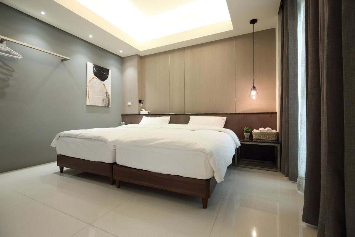 52 travelers home (with elevator) - Housity