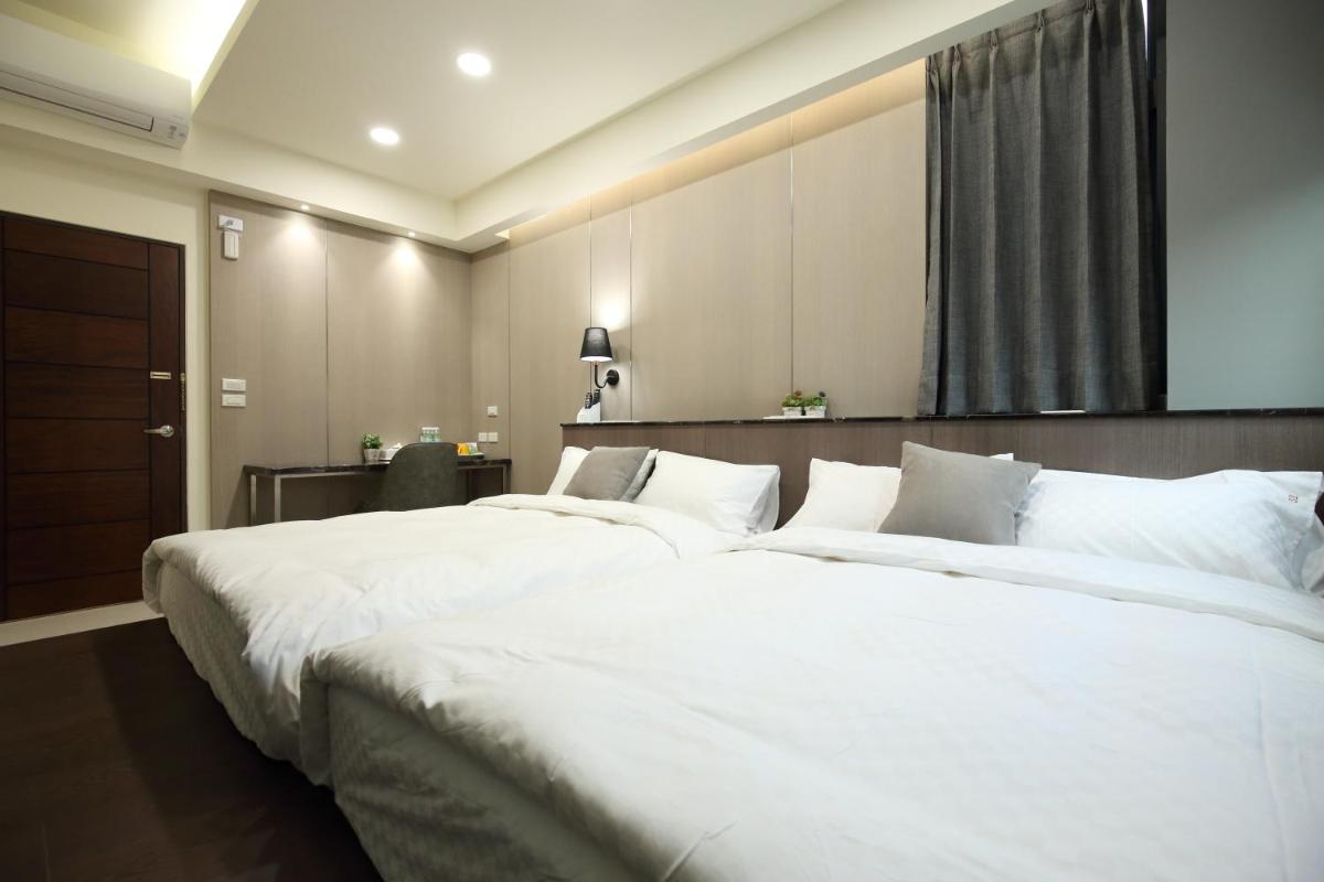 52 travelers home (with elevator) - Housity