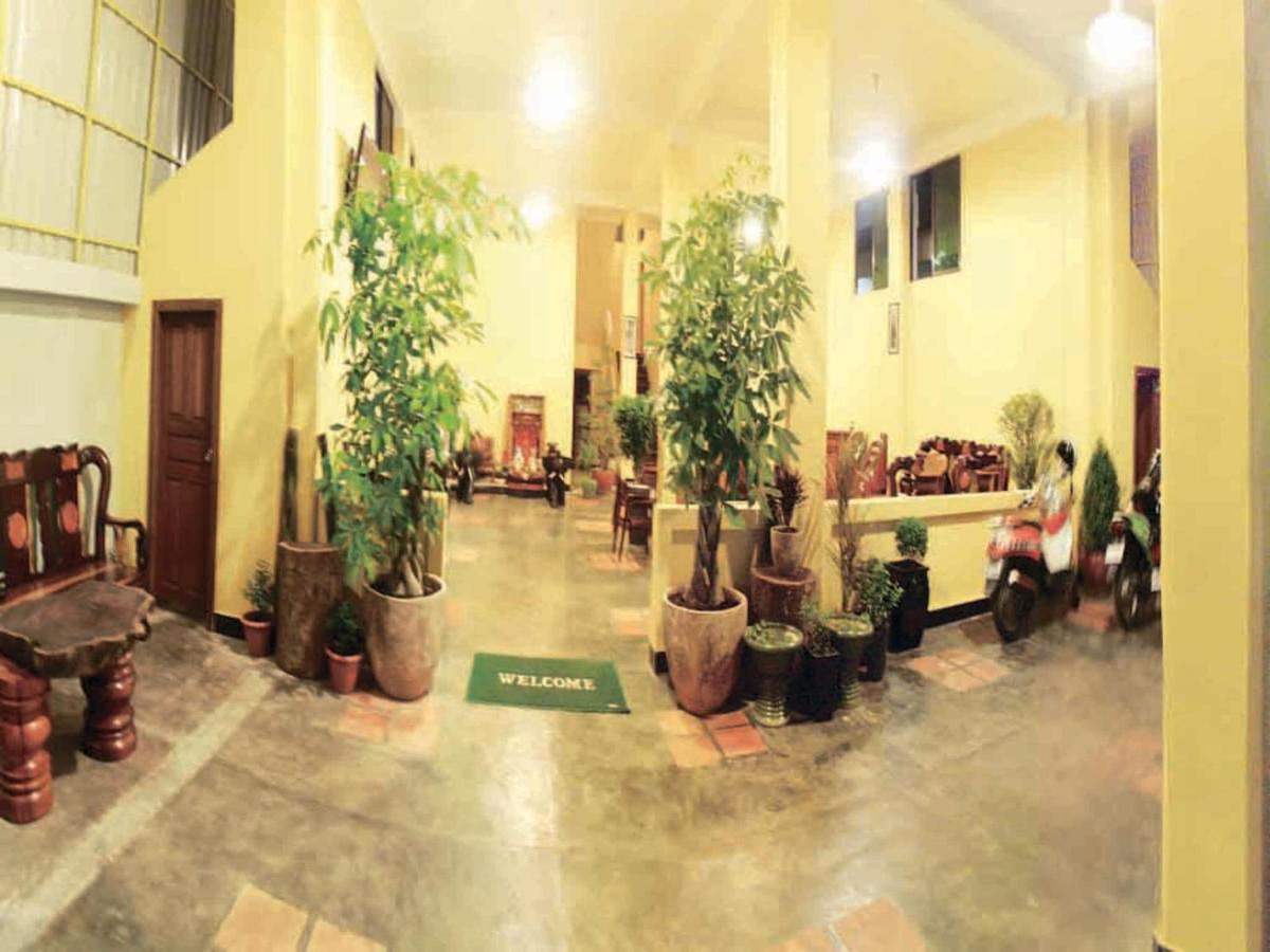 Star Wood Inn - Housity