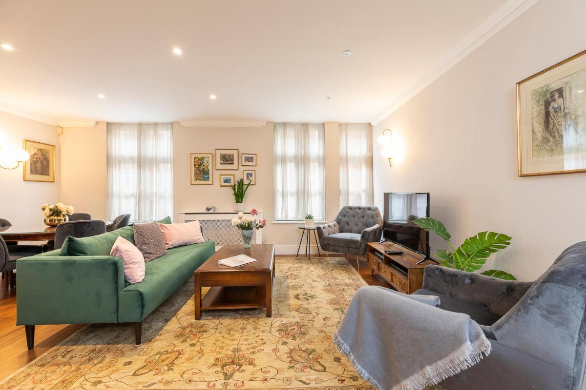 JOIVY Beautiful 2 bed apt in the heart of Mayfair, close to Tube - Housity