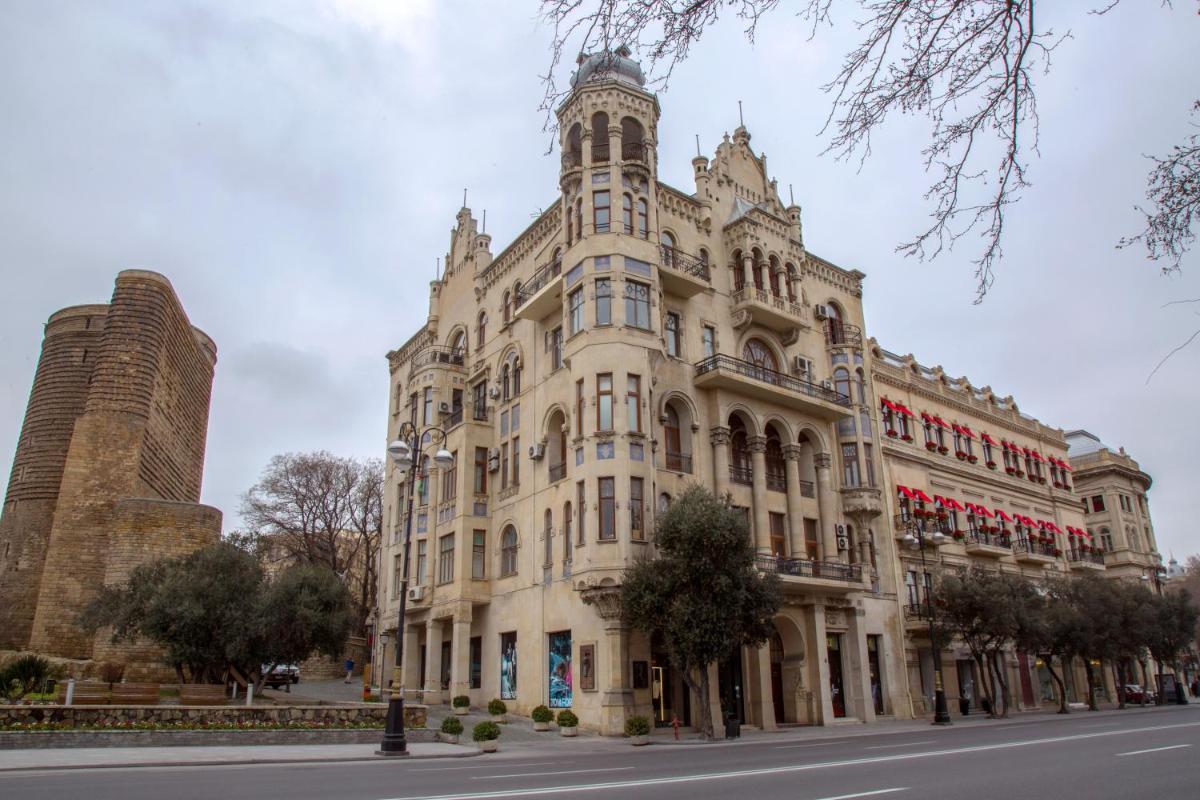 Suitetrails - ART Gallery Boutique Hotel