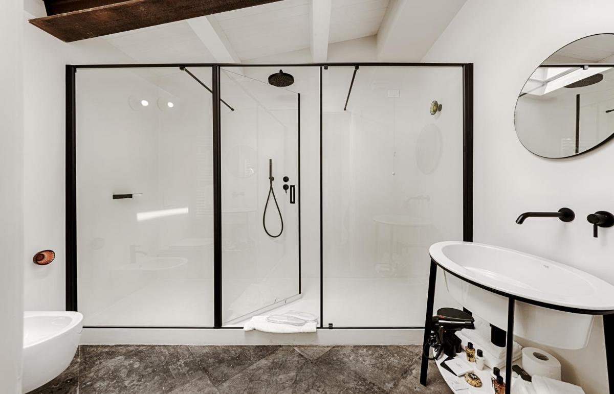 A.D. 1768 Boutique Hotel - Housity