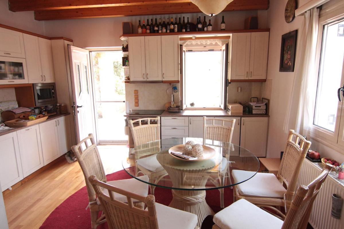 Villa Fotismata - Chalet in the heart of Kalavryta - Housity