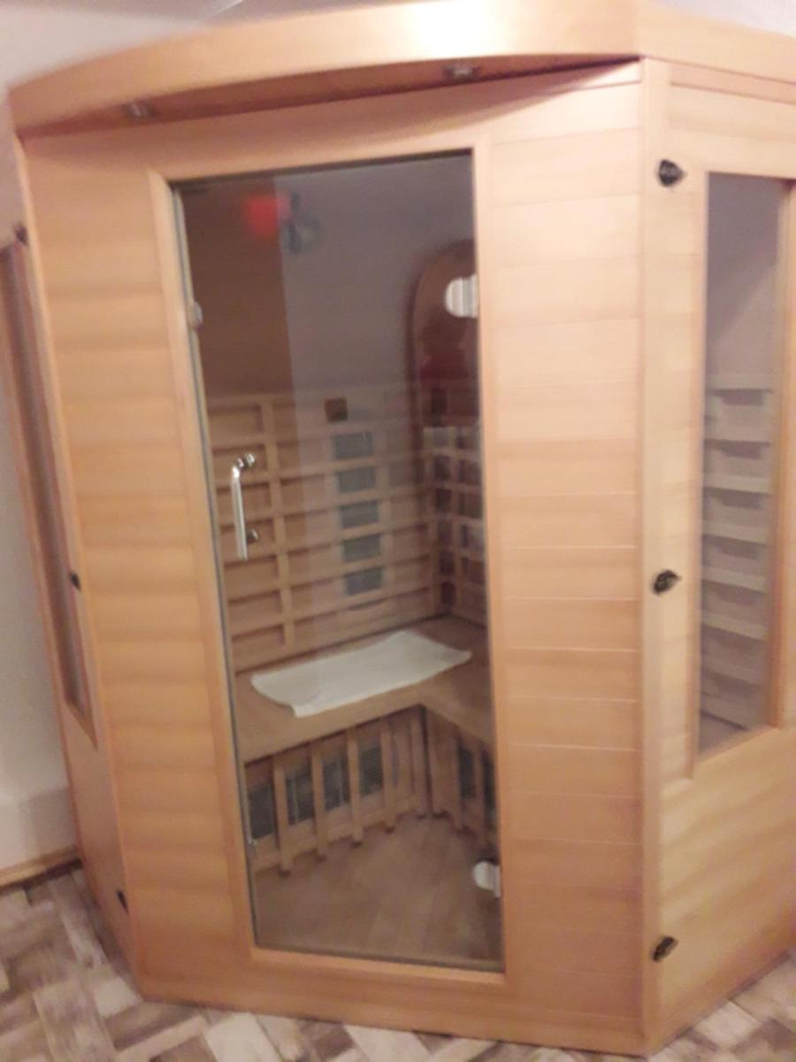 Cseppkő Panzió - Housity