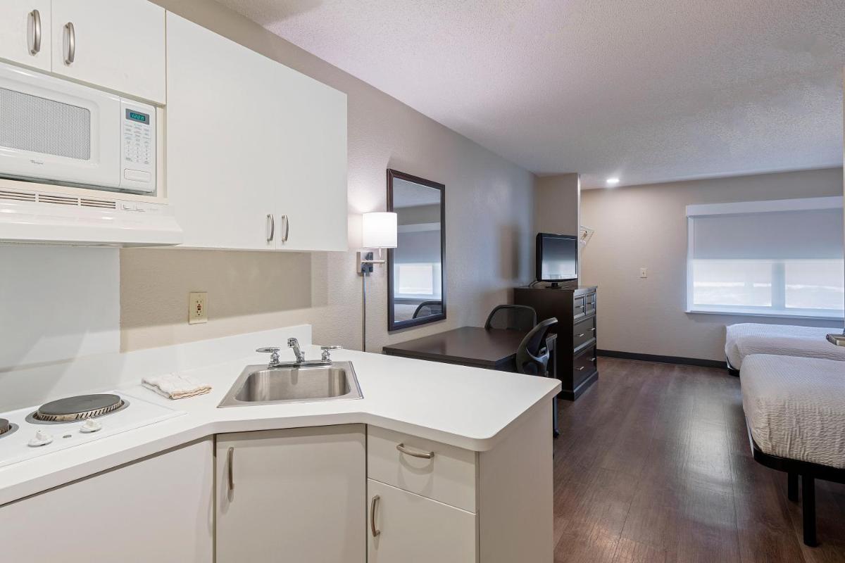 Extended Stay America Suites - Charlotte - Pineville - Park Rd - Housity