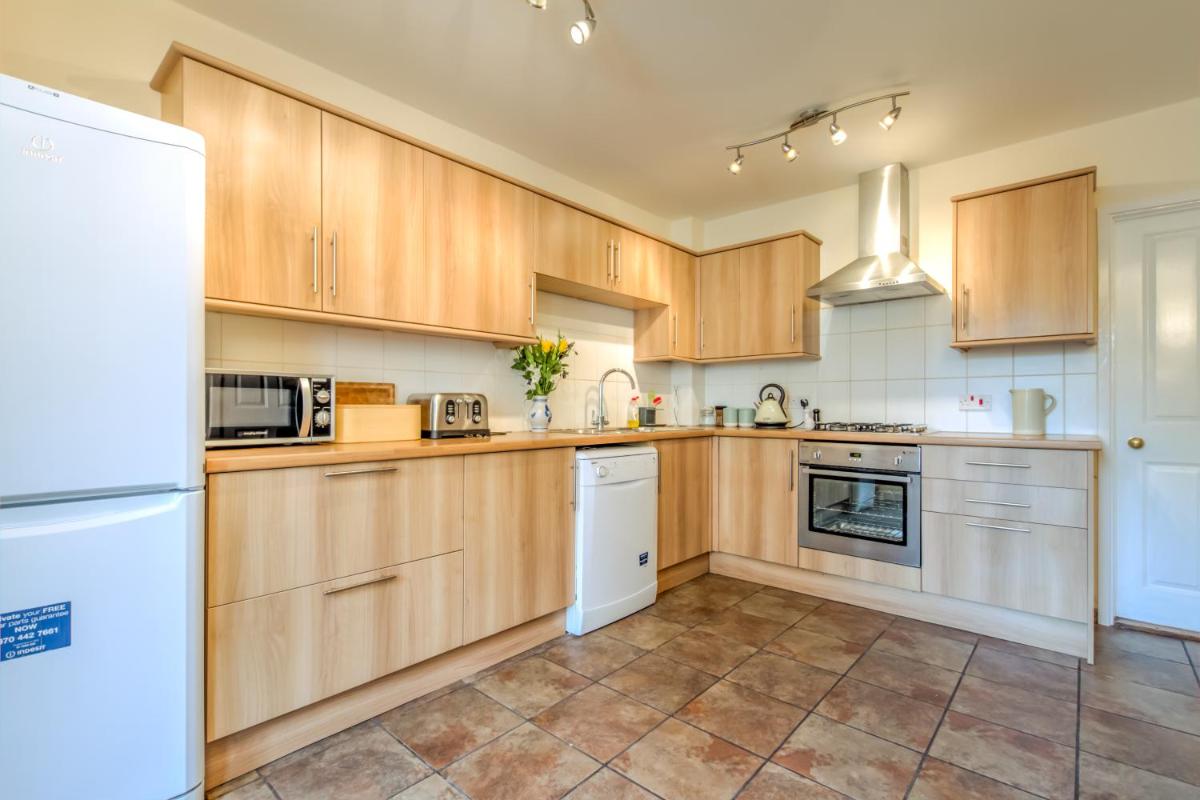 The Headington Shark House - Oxford - Housity
