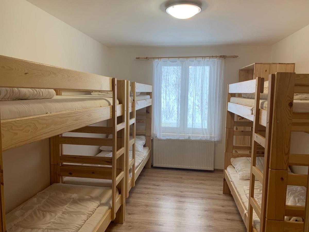 Chata Stará Škola - Housity