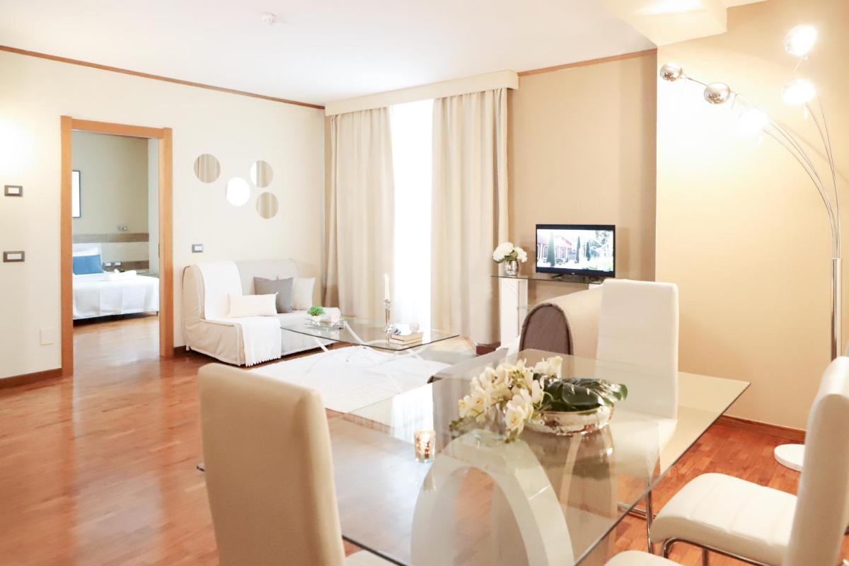 Pegasus Hotel - Housity