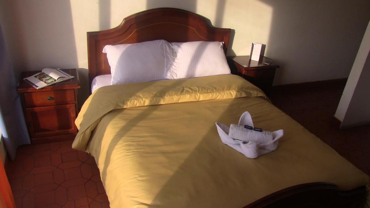 Hotel Mónaco de Fusa - Housity