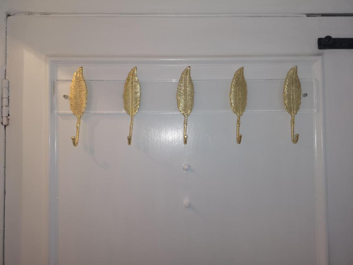 Easytoostay Paygate Cottage Brenchley - Housity