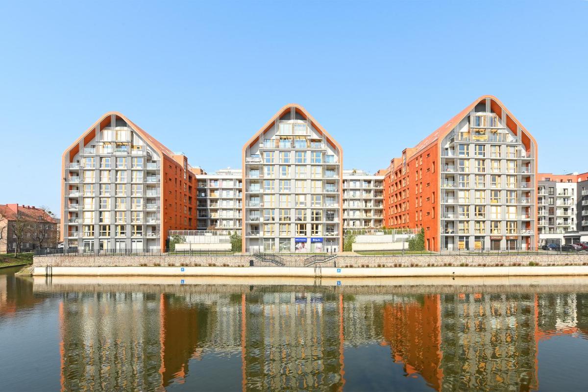 Downtown Apartments Aura - Riverside & Parking - Housity