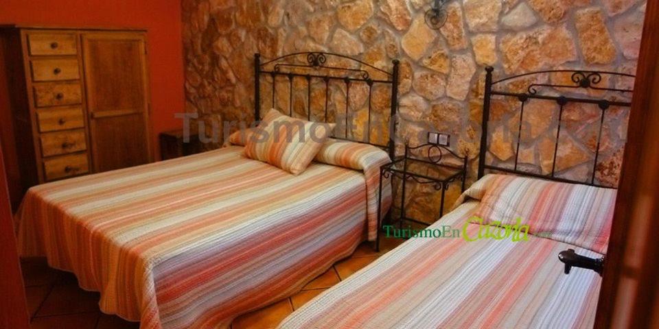 Alojamiento Los Pineros Arroyo Frio - Housity