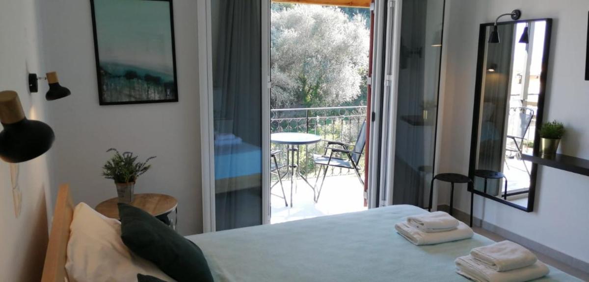 Iliana Studios - Housity