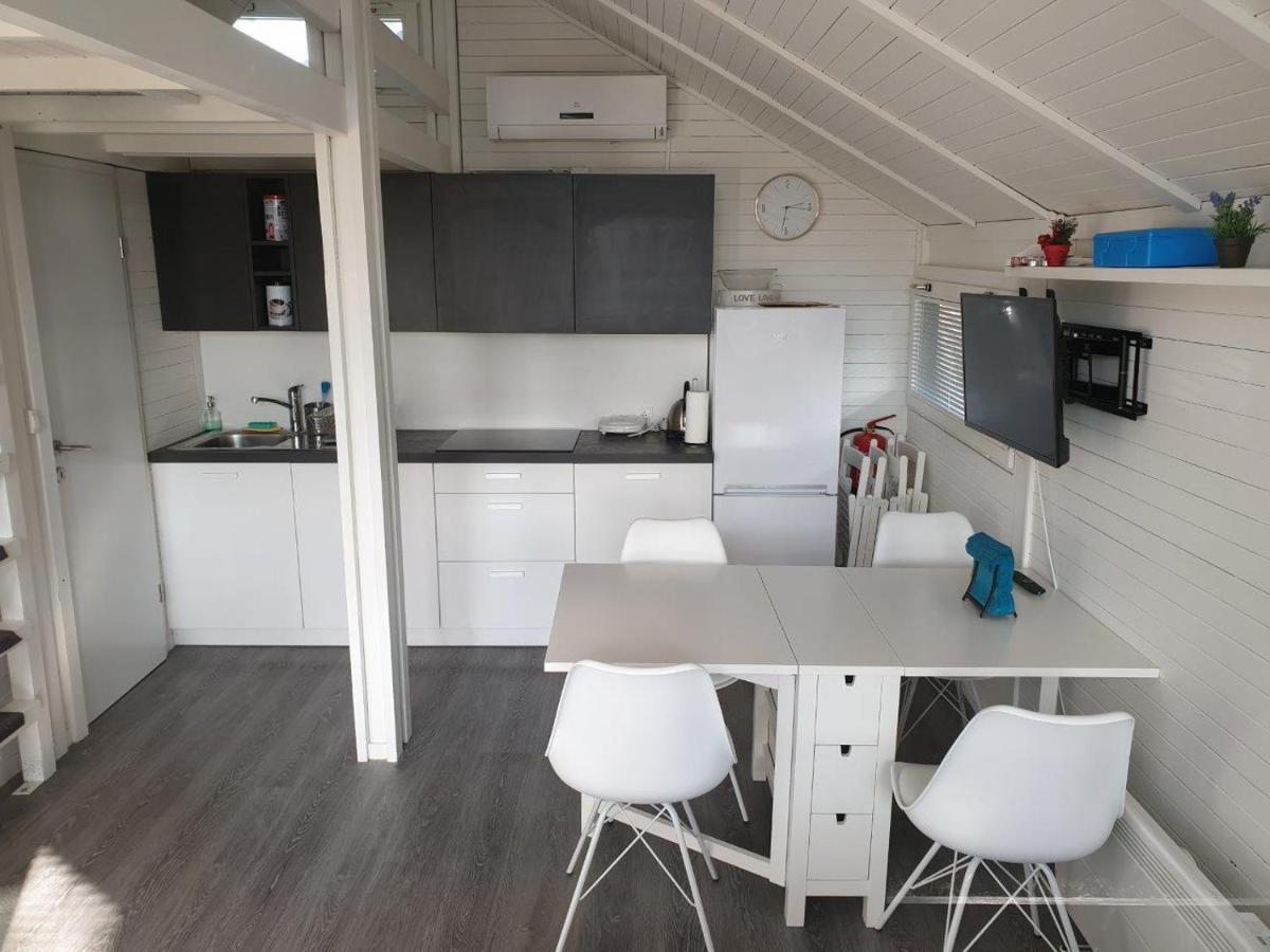 Cozy Cabin - Housity