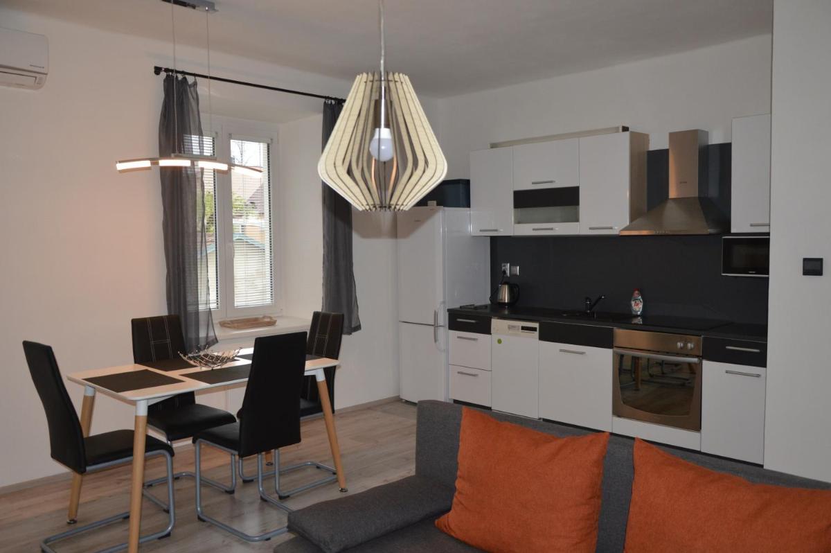 Apartmanovy byt Trebon - Housity