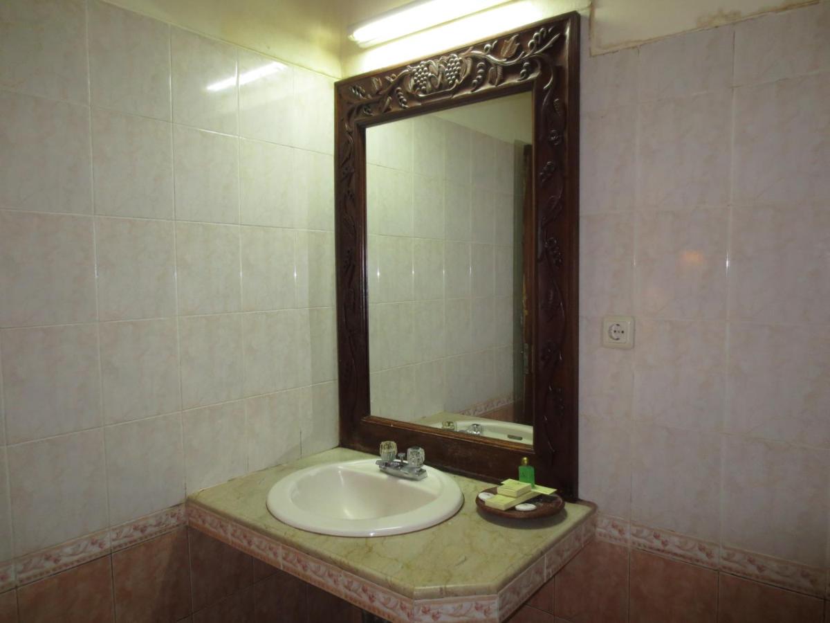 Laghawa Beach Hotel - Hizvo