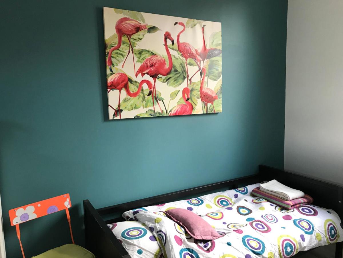 Chambre indépendante avec SDB-Terrasse privative. Centre ville - Housity