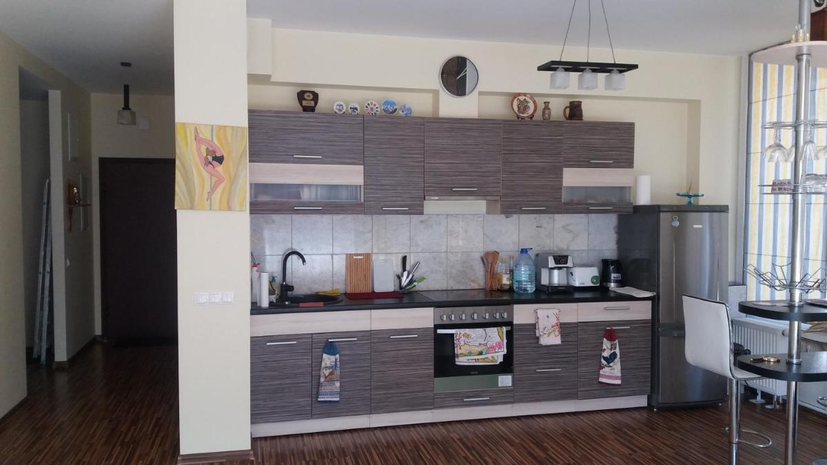 Apartment near Airport - Housity