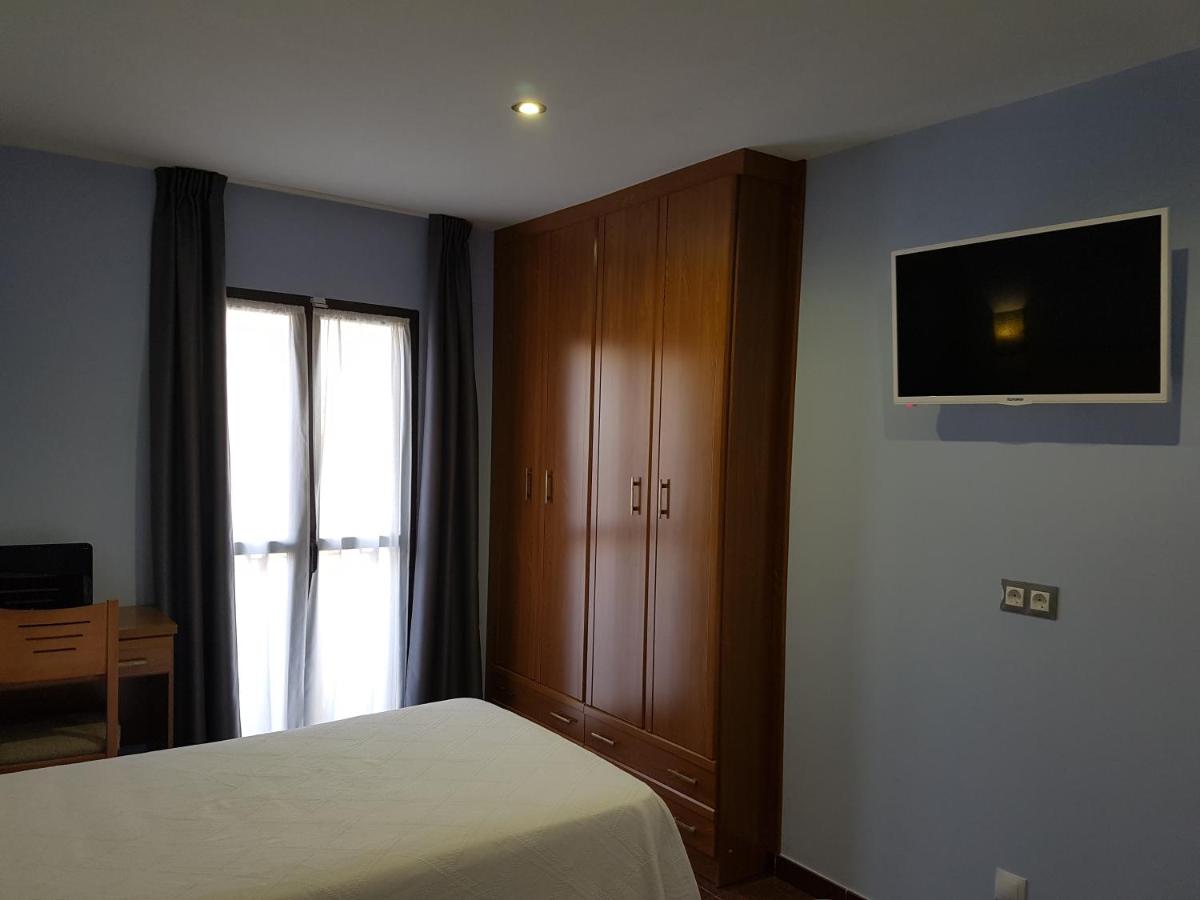 HOSTAL CAMELOT - Housity