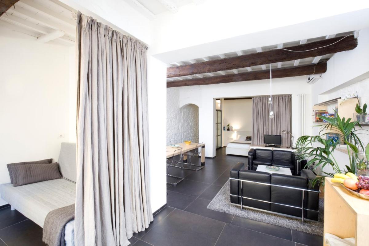 LOFT Silent Terrace 8 Minutes Duomo - Housity