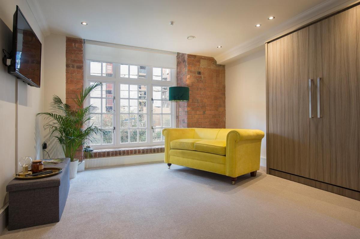 ChocoLets - The Yorkie Suite - Housity