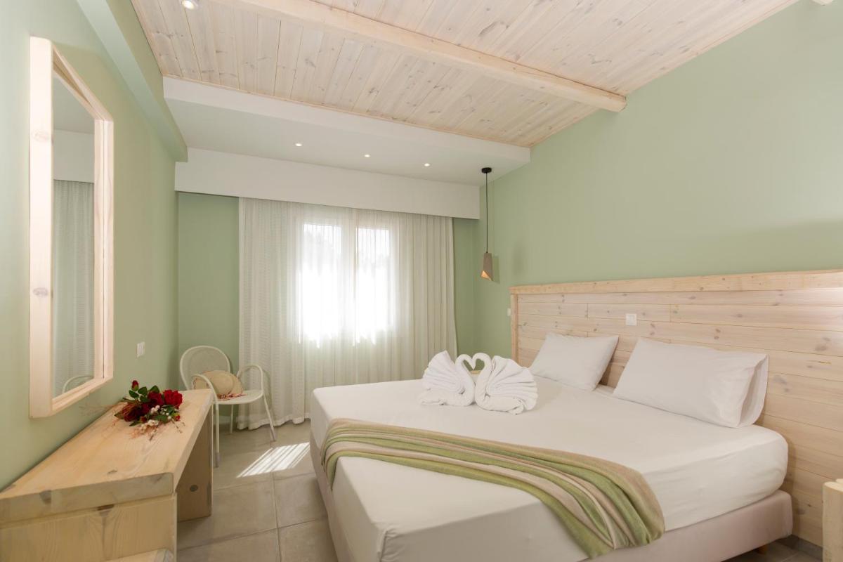 Anthemis Hotel Apartments - Housity