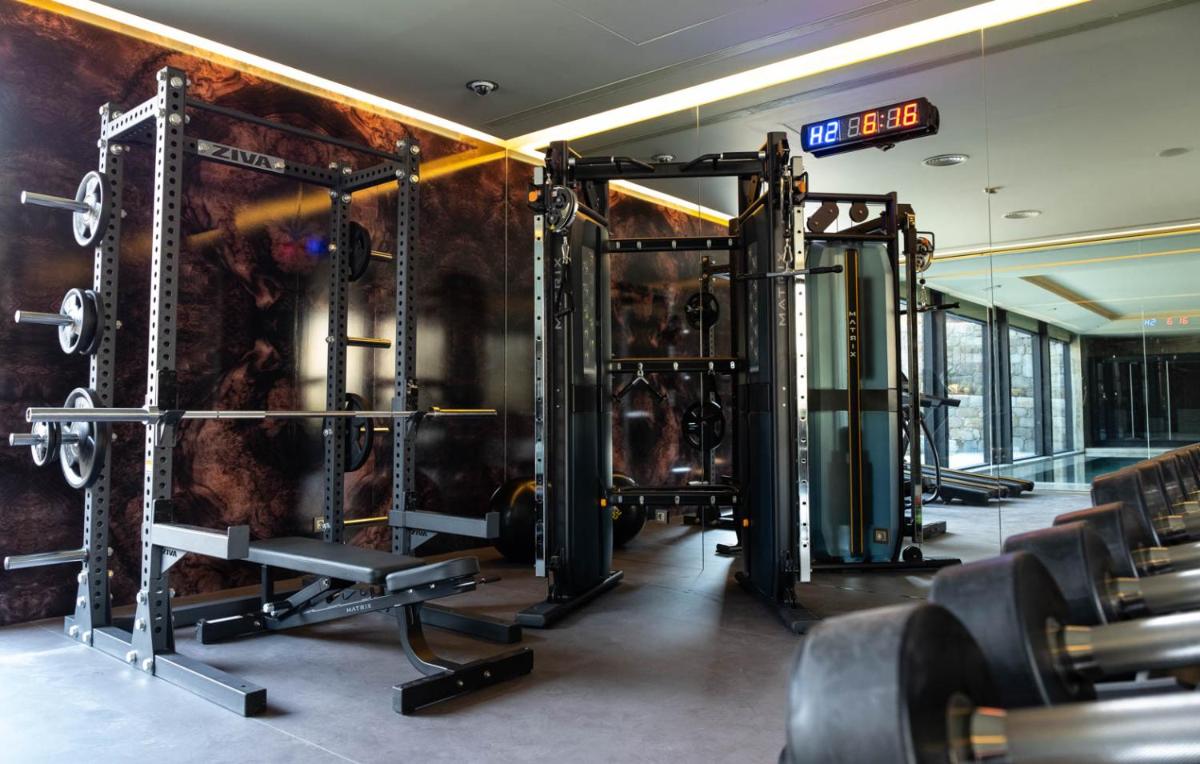O centro de fitness e/ou as comodidades de fitness de Vila Foz Hotel & SPA - member of Design Hotels