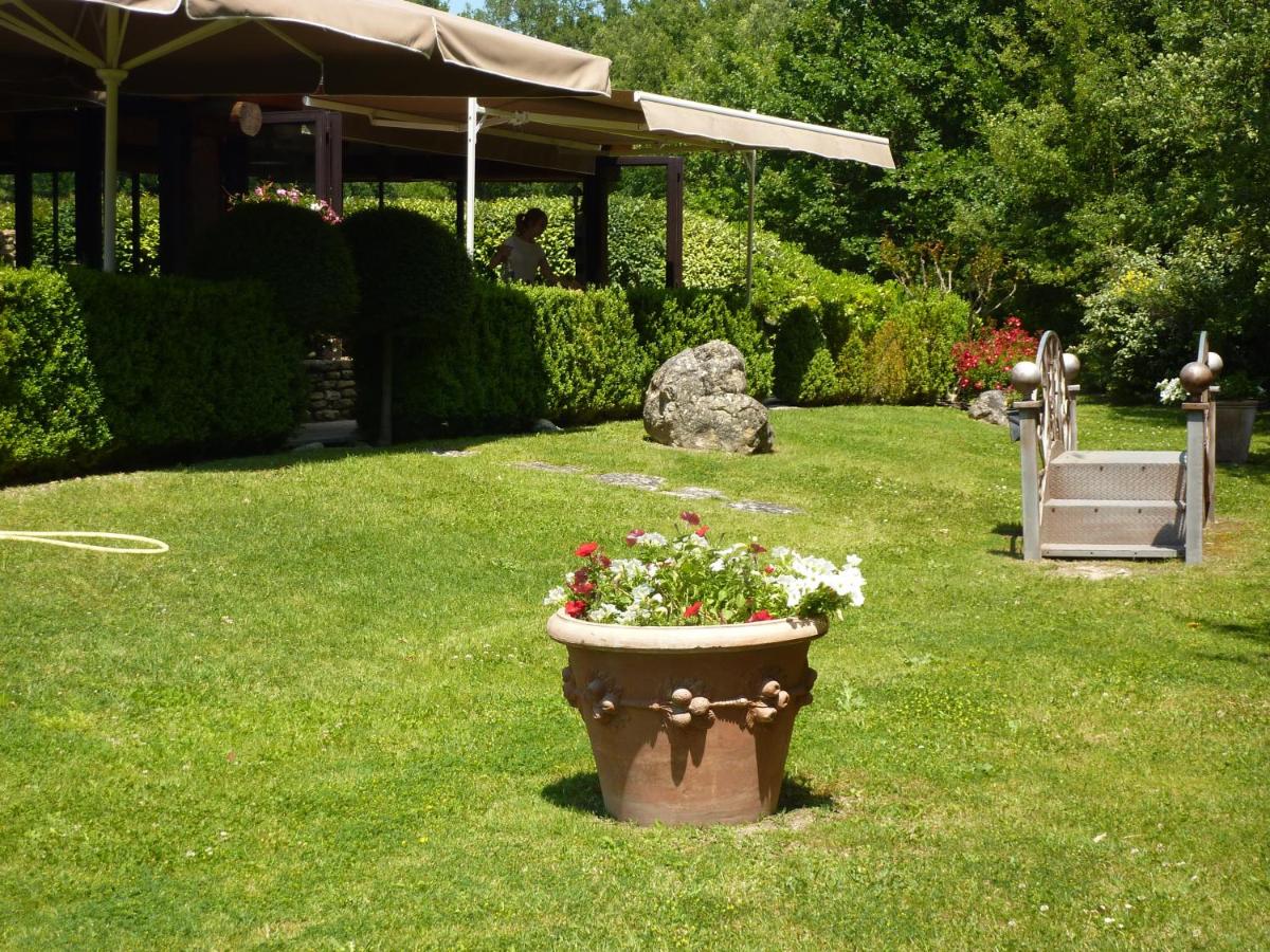 Jardin de l'établissement Mas De La Senancole & Spa