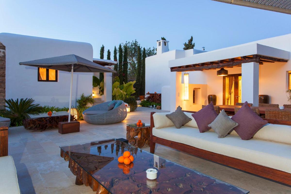 Ibiza luxury villa - Housity